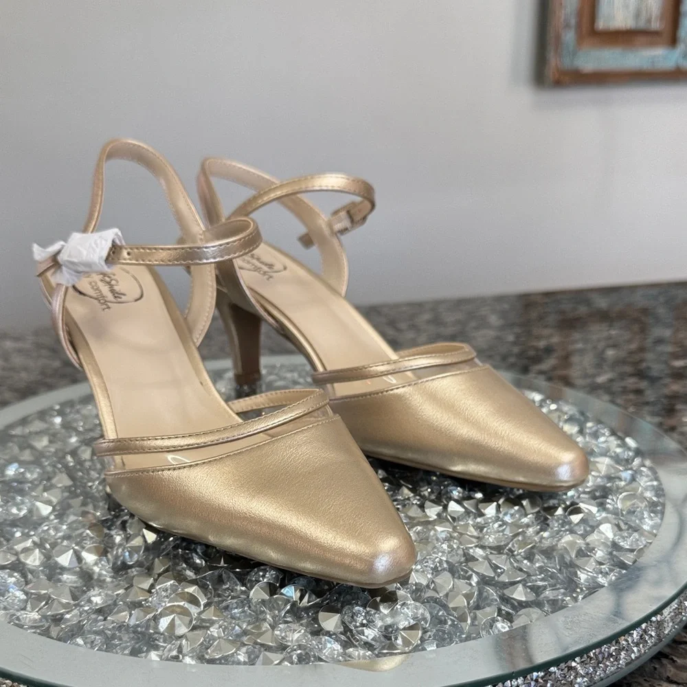 Life Simply comfort Stride Gold shimmer Strappy Heels NWOT 8W